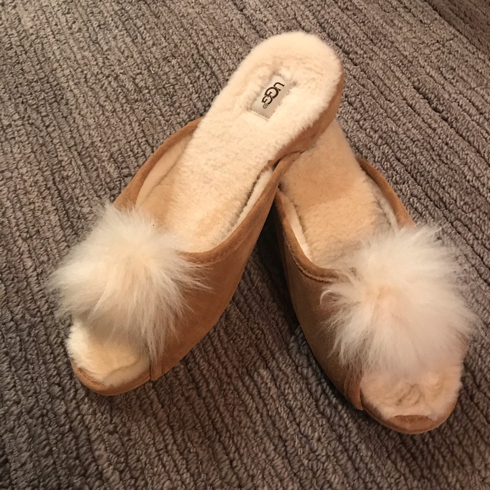Ladies Ugg Slippers. Size 10